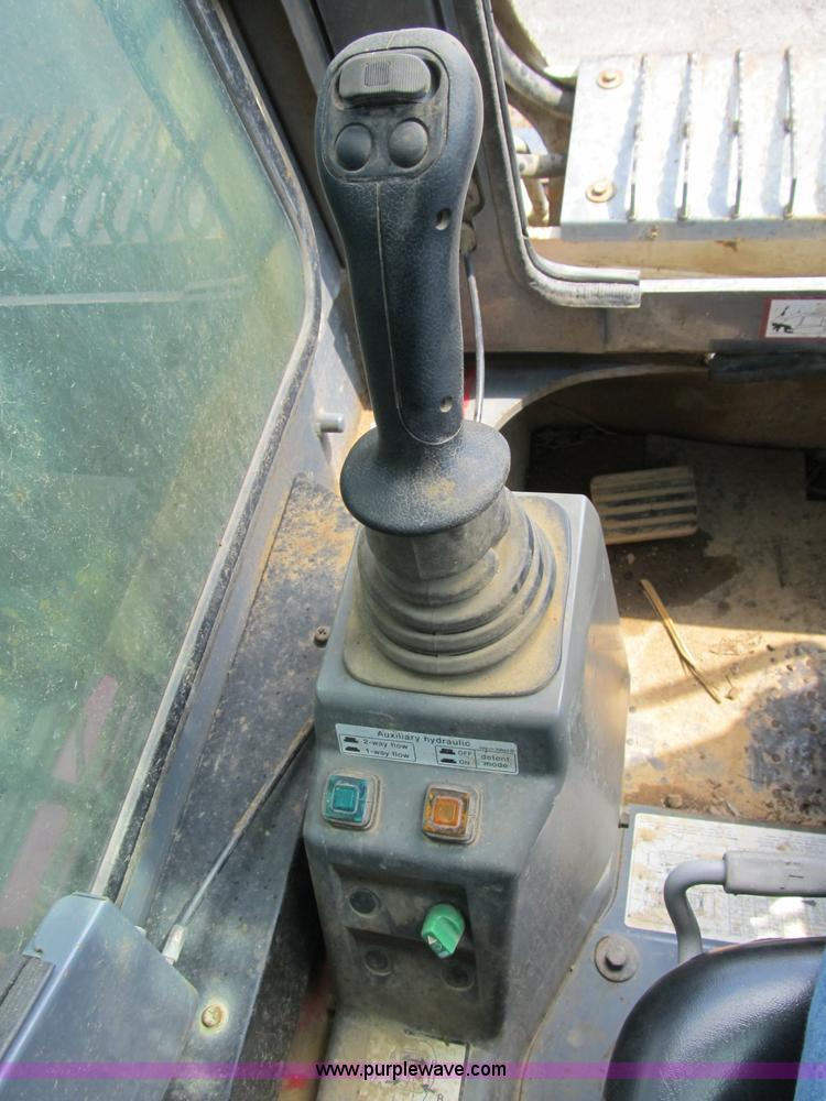 image for item B2869 2006 Takeuchi TL140CR track skid steer