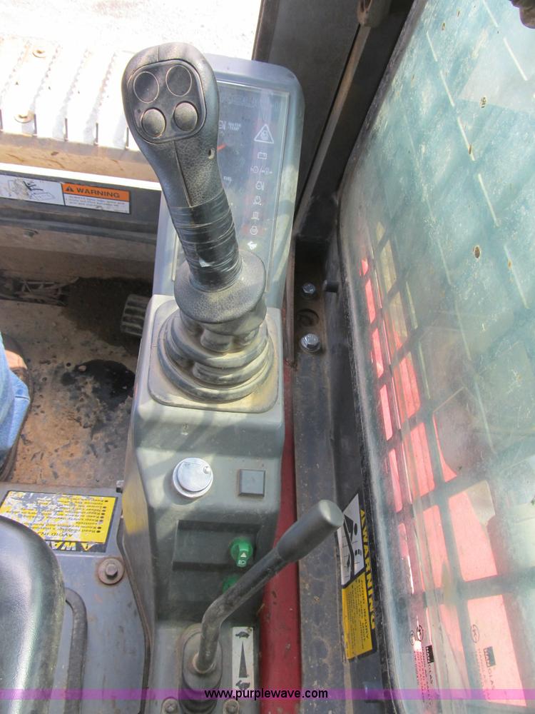 image for item B2869 2006 Takeuchi TL140CR track skid steer