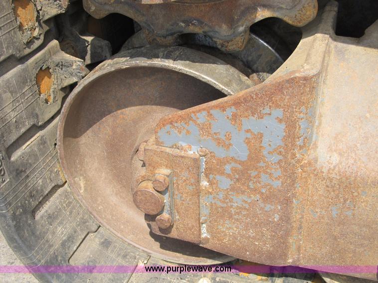 image for item B2869 2006 Takeuchi TL140CR track skid steer