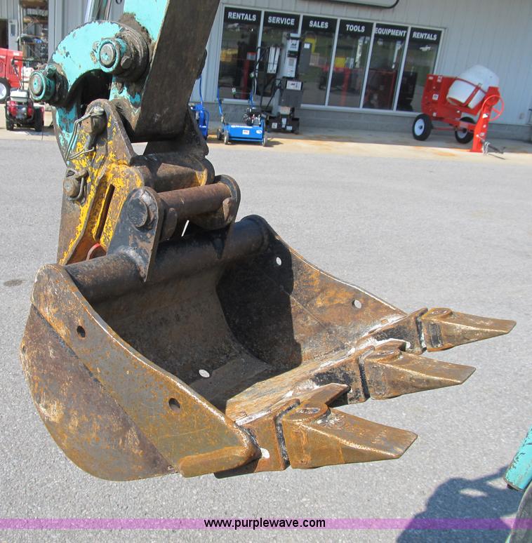 image for item B2870 2007 IHI 15NX2 mini excavator
