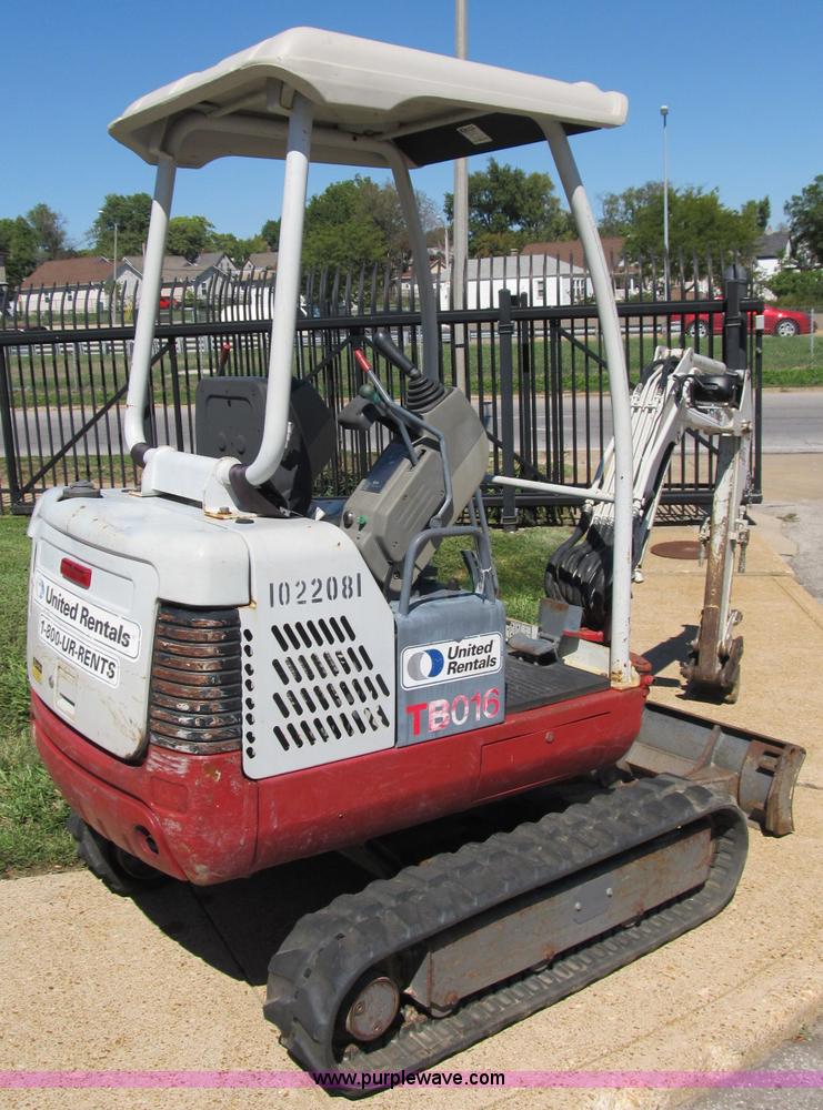 image for item B2872 2007 Takeuchi TB016 compact excavator