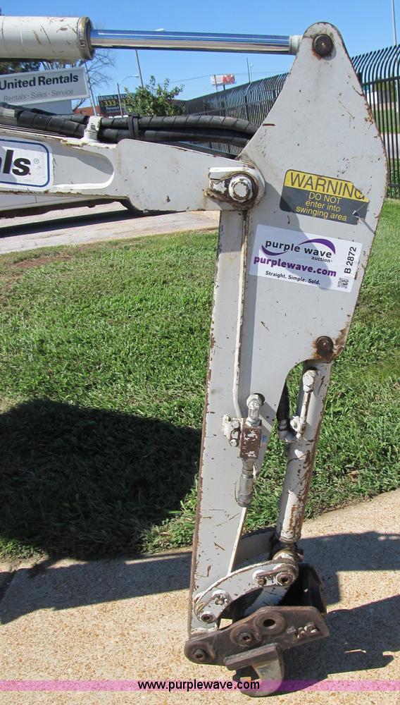 image for item B2872 2007 Takeuchi TB016 compact excavator