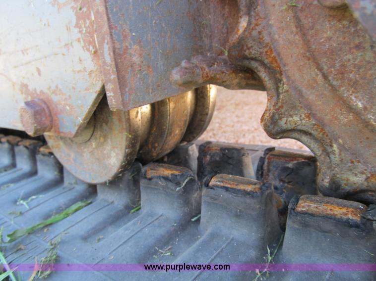 image for item B2872 2007 Takeuchi TB016 compact excavator