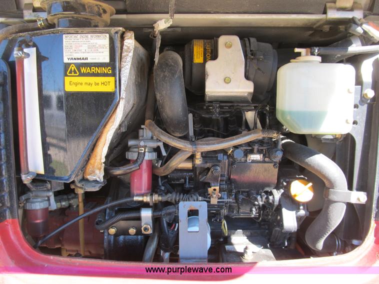 image for item B2872 2007 Takeuchi TB016 compact excavator