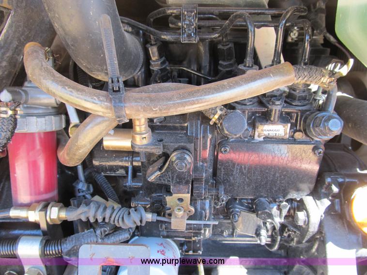 image for item B2872 2007 Takeuchi TB016 compact excavator