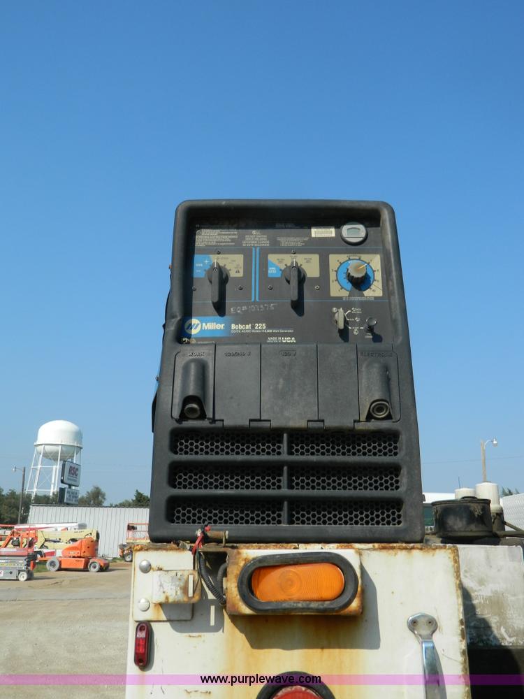 image for item B3866 2006 Ford F550 XL Super Duty service truck