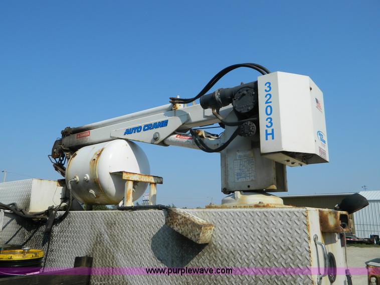 image for item B3866 2006 Ford F550 XL Super Duty service truck