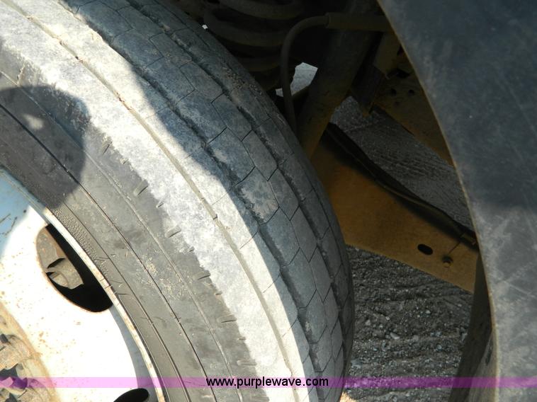 image for item B3866 2006 Ford F550 XL Super Duty service truck