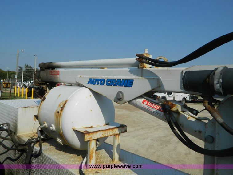 image for item B3866 2006 Ford F550 XL Super Duty service truck