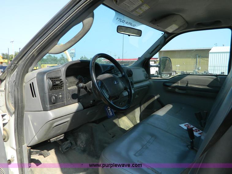 image for item B3866 2006 Ford F550 XL Super Duty service truck