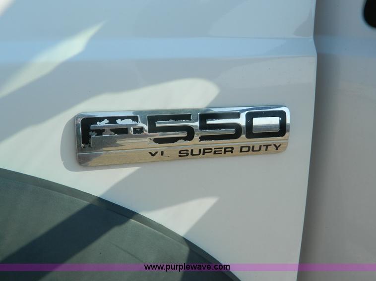 image for item B3866 2006 Ford F550 XL Super Duty service truck