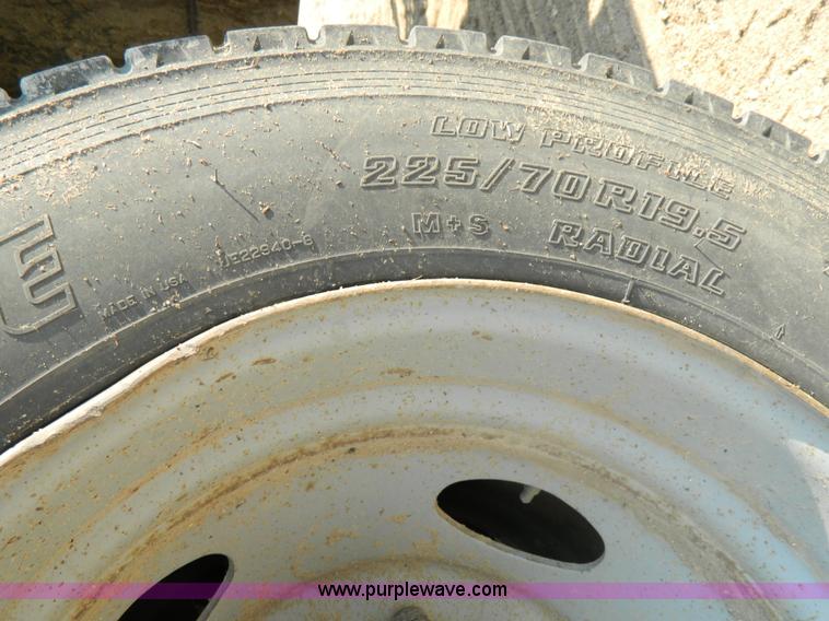 image for item B3866 2006 Ford F550 XL Super Duty service truck