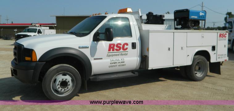 image for item B3867 2007 Ford F550 XL Super Duty service truck