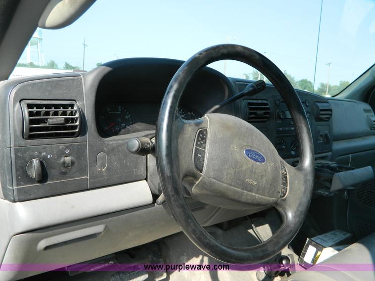 image for item B3867 2007 Ford F550 XL Super Duty service truck