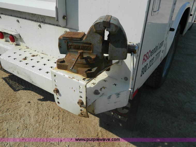 image for item B3867 2007 Ford F550 XL Super Duty service truck