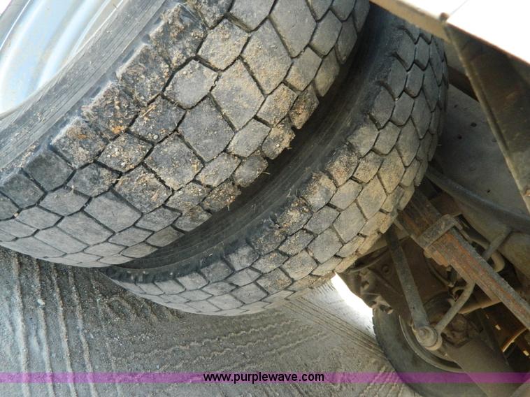 image for item B3867 2007 Ford F550 XL Super Duty service truck