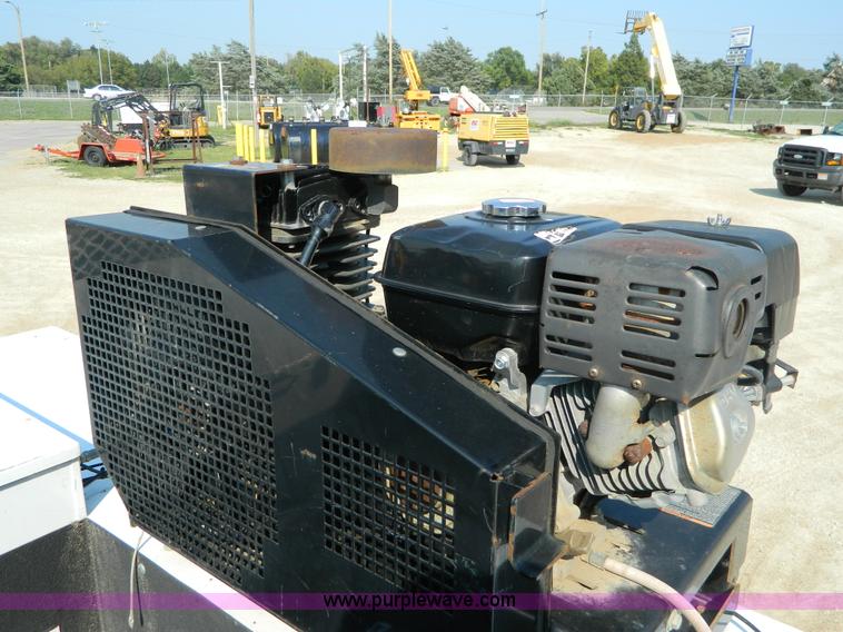 image for item B3867 2007 Ford F550 XL Super Duty service truck