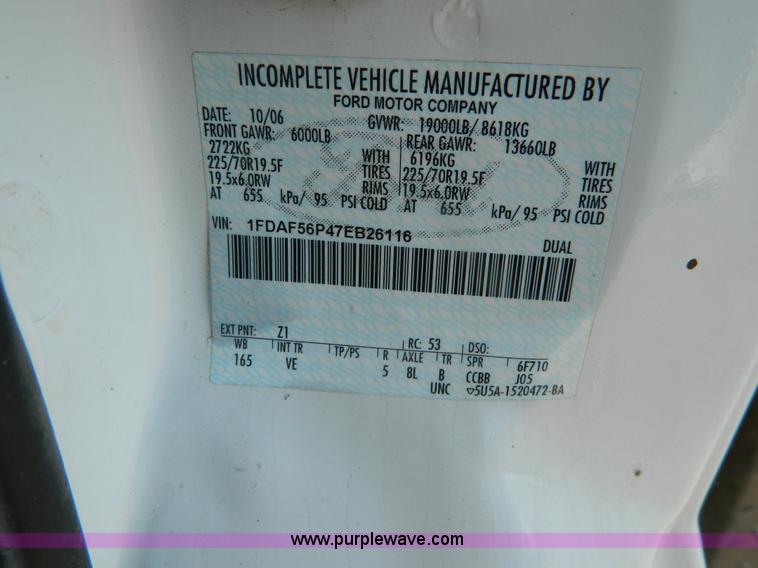 image for item B3867 2007 Ford F550 XL Super Duty service truck