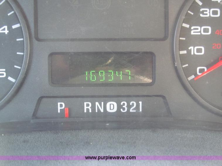 image for item B5209 2006 Ford F550 XL Super Duty service truck