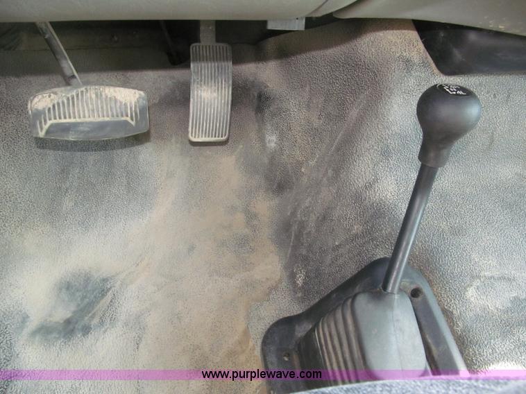 image for item B5209 2006 Ford F550 XL Super Duty service truck