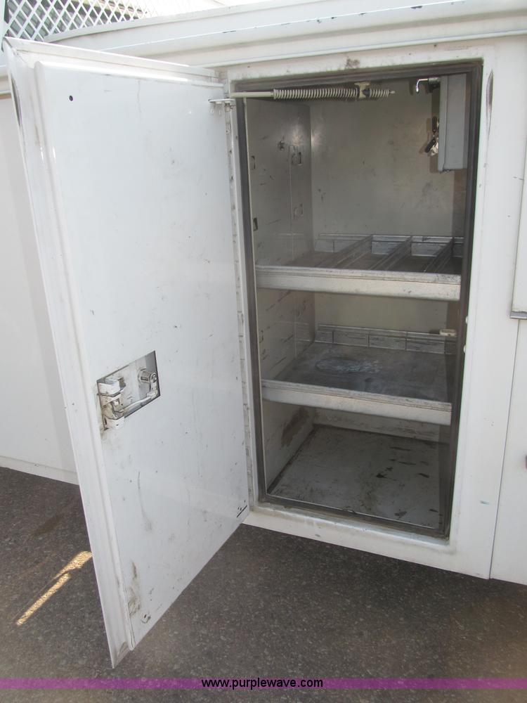 image for item B5209 2006 Ford F550 XL Super Duty service truck