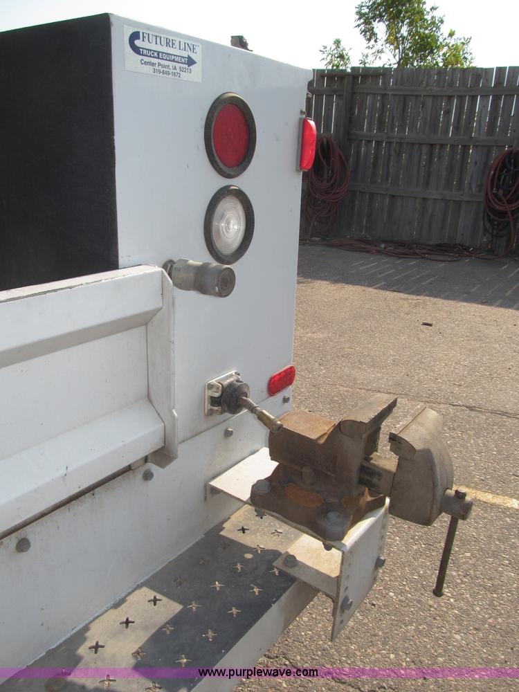 image for item B5209 2006 Ford F550 XL Super Duty service truck