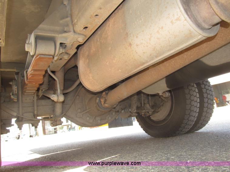 image for item B5209 2006 Ford F550 XL Super Duty service truck