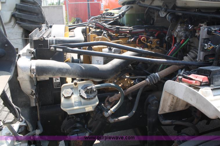 image for item B6876 2006 Freightliner Business Class M2 rollback truck