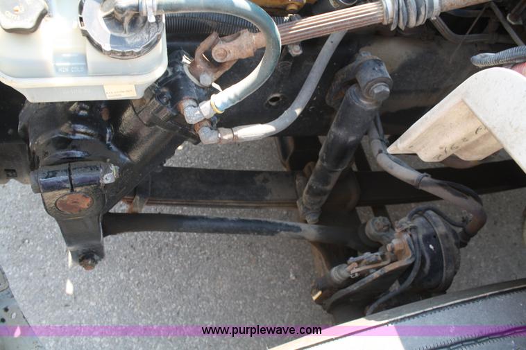 image for item B6876 2006 Freightliner Business Class M2 rollback truck