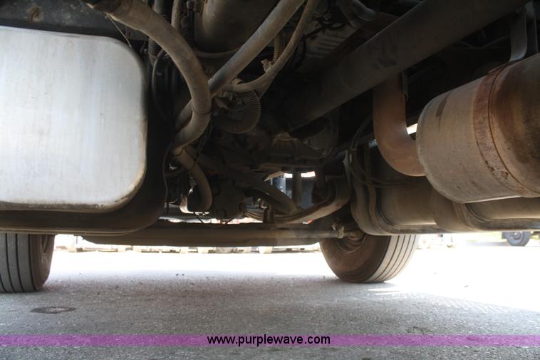 image for item B6876 2006 Freightliner Business Class M2 rollback truck