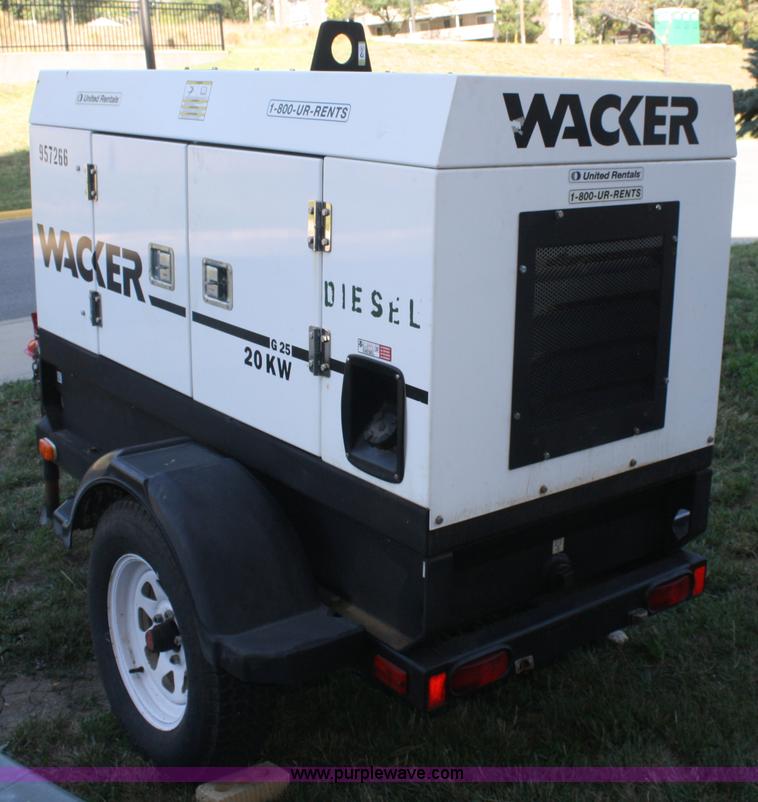 image for item B6894 2007 Wacker G25 portable generator