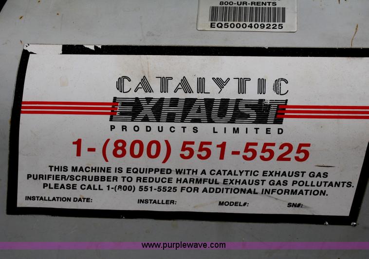 image for item B6900 2006 Takeuchi TB016 compact excavator