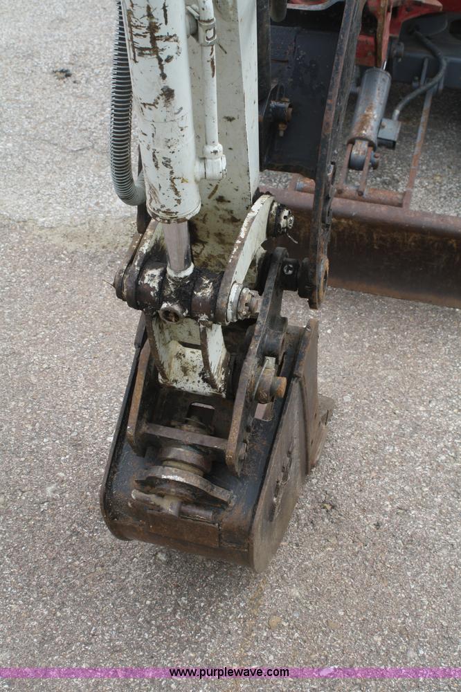 image for item B6900 2006 Takeuchi TB016 compact excavator