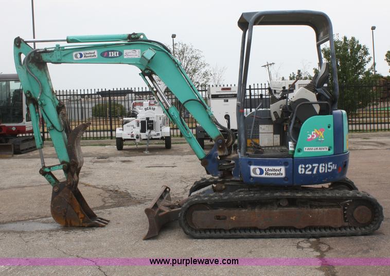 image for item B6920 2006 IHI 35NX2 mini excavator