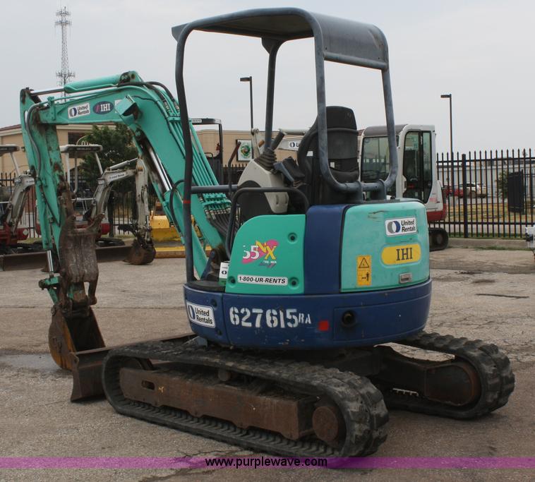 image for item B6920 2006 IHI 35NX2 mini excavator