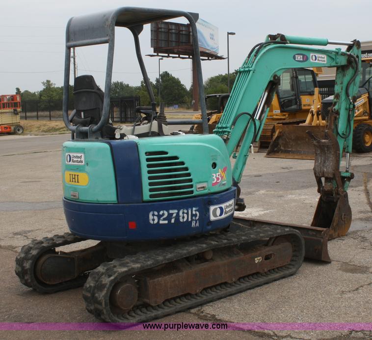 image for item B6920 2006 IHI 35NX2 mini excavator
