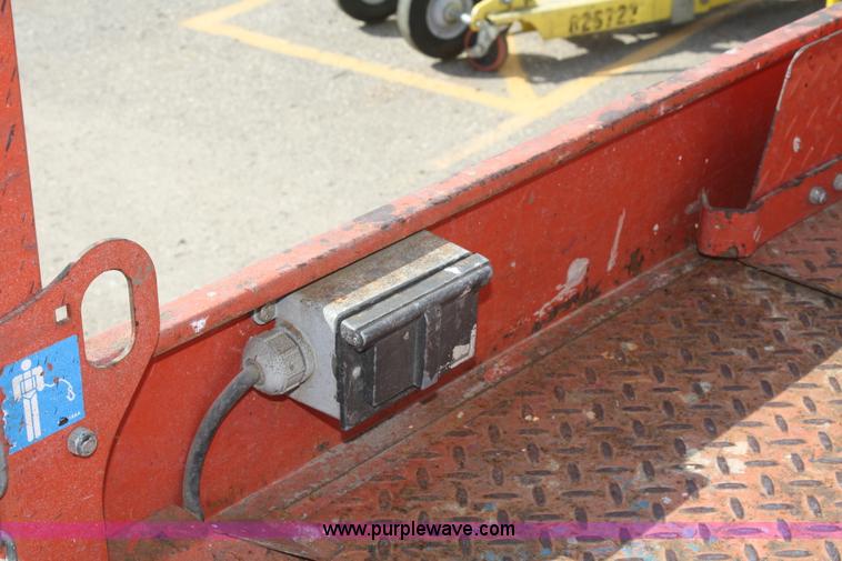 image for item B6924 2006 Skyjack SJ-III 3215 electric scissor lift