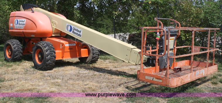image for item B6962 2000 JLG 600S boom lift