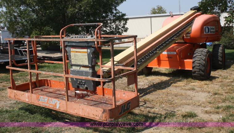 image for item B6962 2000 JLG 600S boom lift