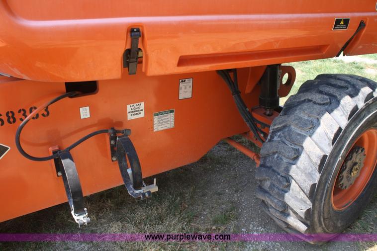 image for item B6962 2000 JLG 600S boom lift
