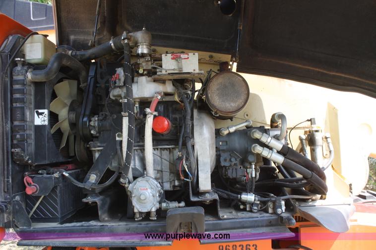 image for item B6962 2000 JLG 600S boom lift