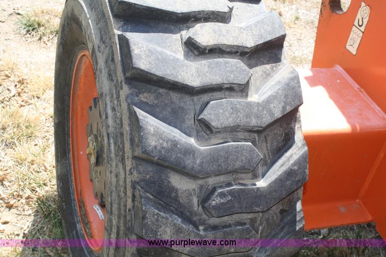 image for item B6962 2000 JLG 600S boom lift