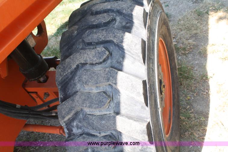 image for item B6962 2000 JLG 600S boom lift