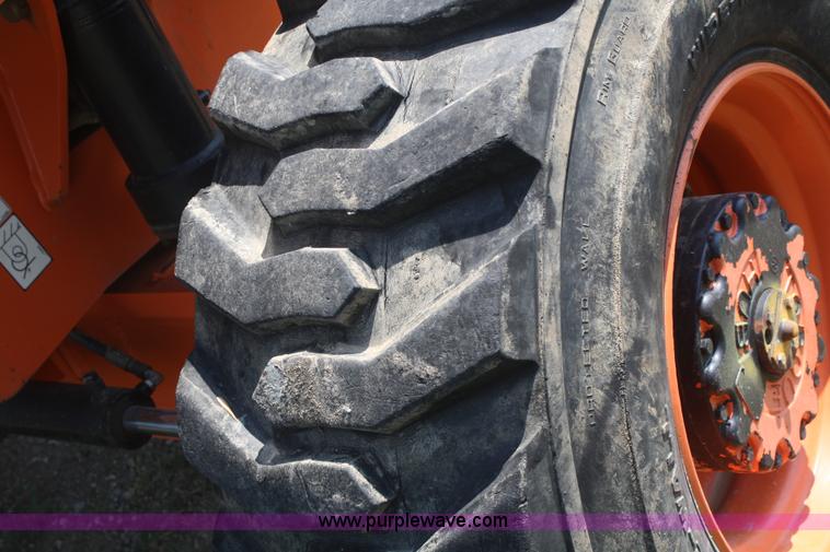 image for item B6962 2000 JLG 600S boom lift