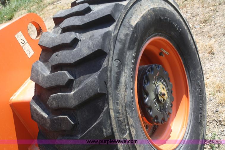 image for item B6962 2000 JLG 600S boom lift