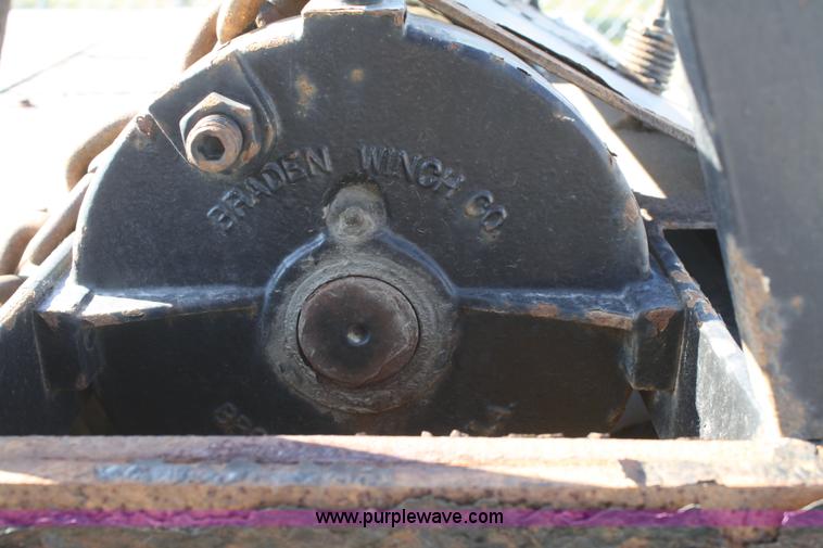 image for item B6965 2005 Trail King Hydra-Tail trailer