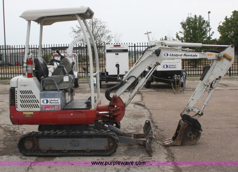 image for item B6970 2006 Takeuchi TB016 compact excavator
