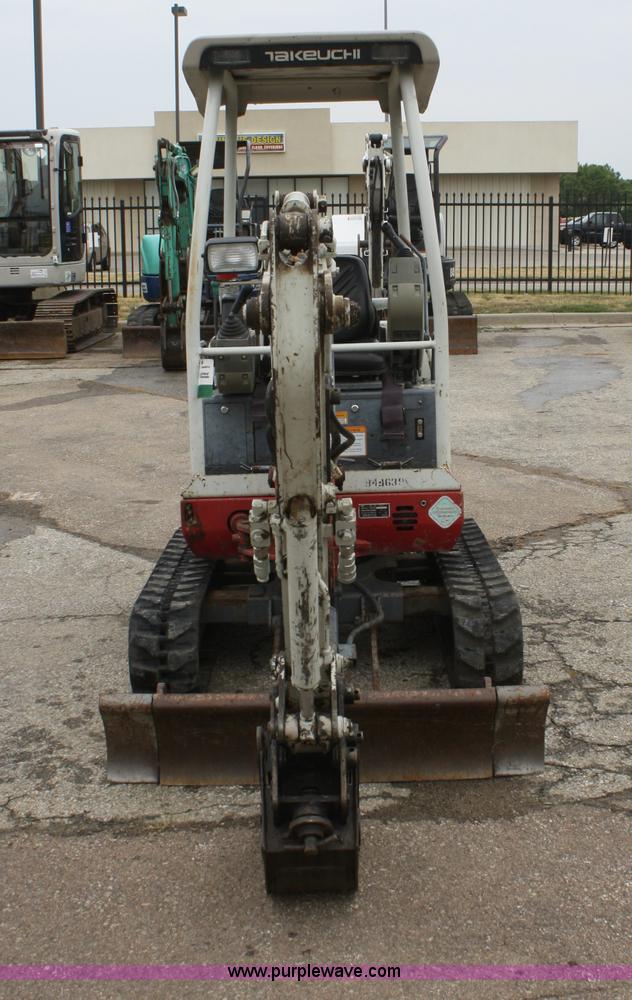 image for item B6970 2006 Takeuchi TB016 compact excavator