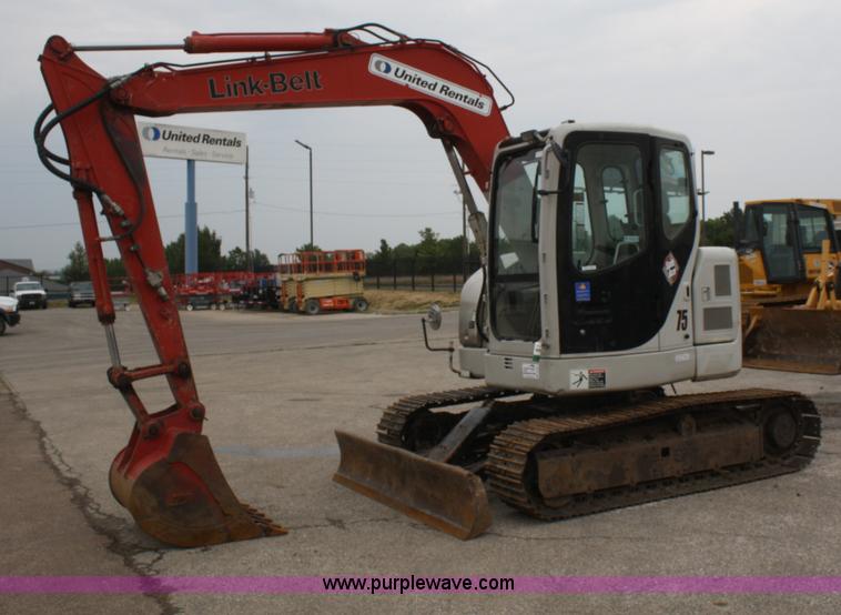 image for item B6971 2004 Link-Belt 75MSR mini excavator