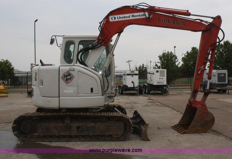image for item B6971 2004 Link-Belt 75MSR mini excavator